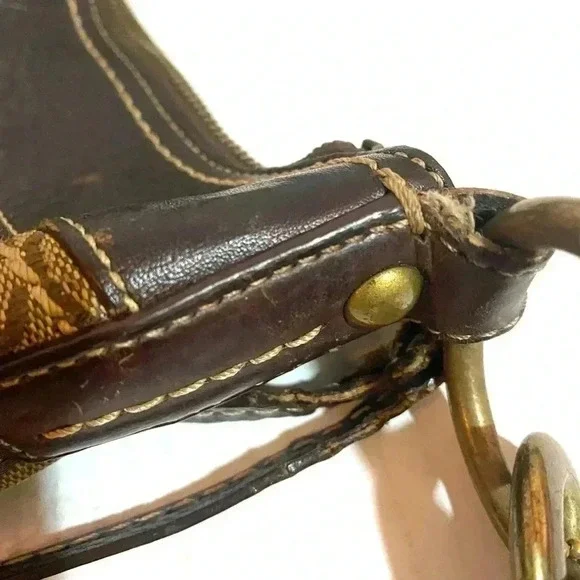 Coach vintage CC signature print canvas crossbody handbag - Picture 12 of 12